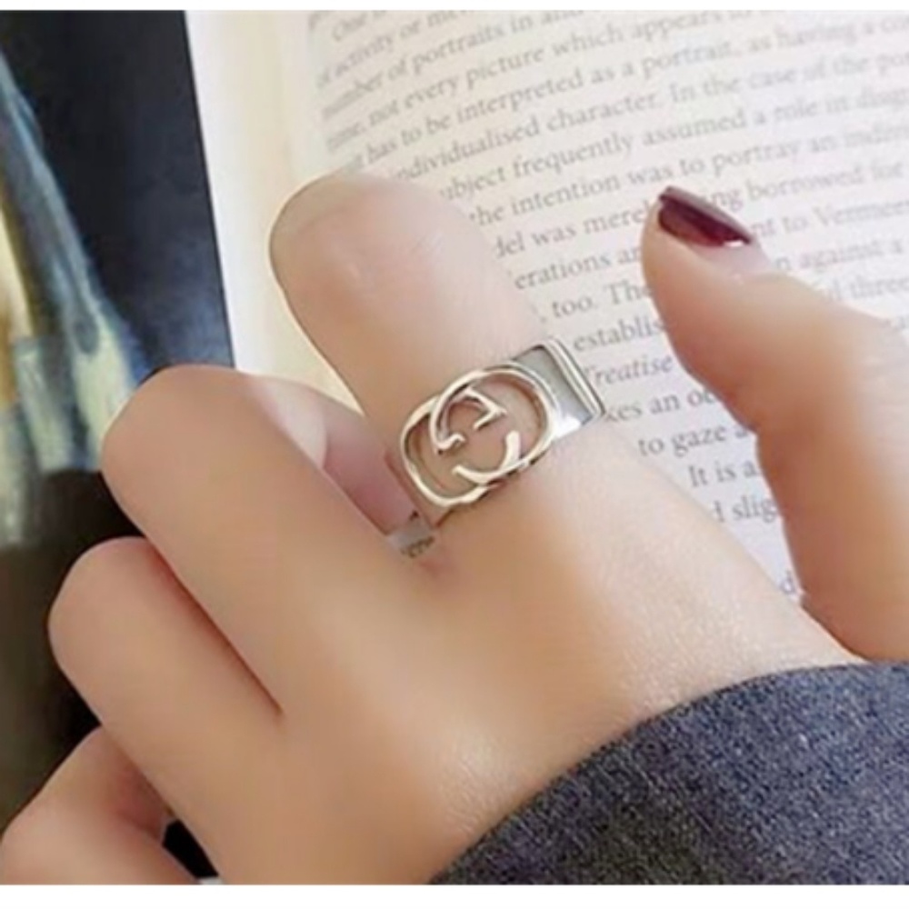 Double letter G ring. Free shipping.